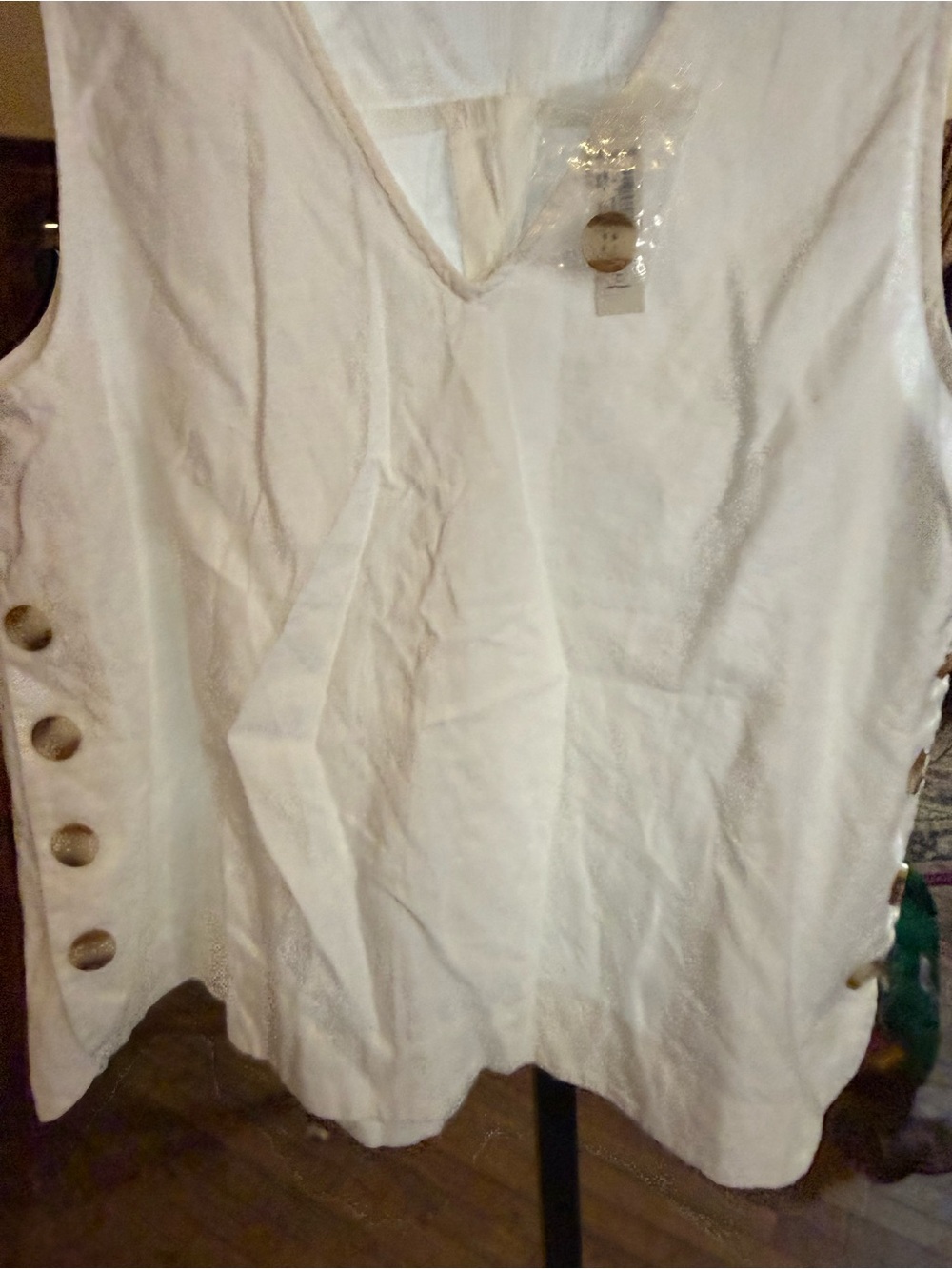 Madewell White Sleeveless V-Neck Top with Side Button Detail